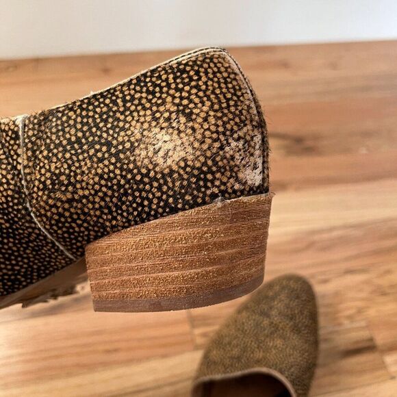 Madewell THE LUCIE Booties Sz 7.5 Cut Out SlipOn Spotted Toffee Block Heel Shoes - Picture 9 of 10
